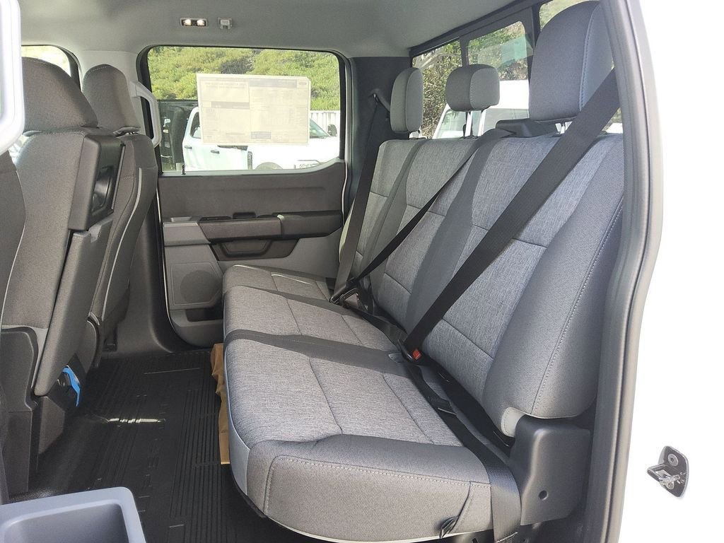 New 2026 Ford F450 XL w/ XL Chrome Package image 14