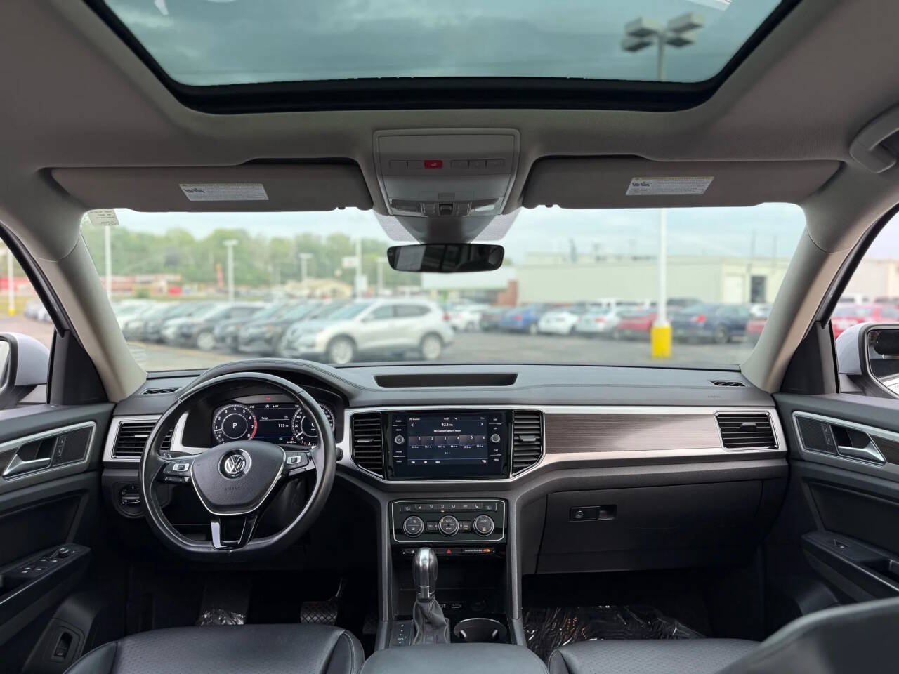 Used 2019 Volkswagen Atlas SEL AWD/4WD image 24