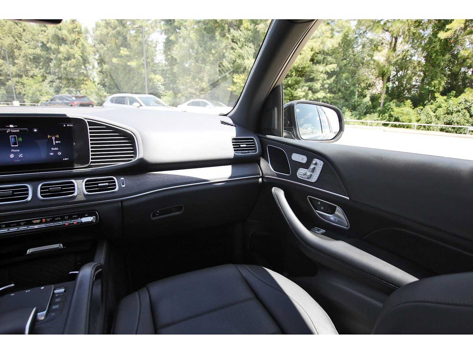 Used 2025 Mercedes-Benz GLE 350 4MATIC image 8