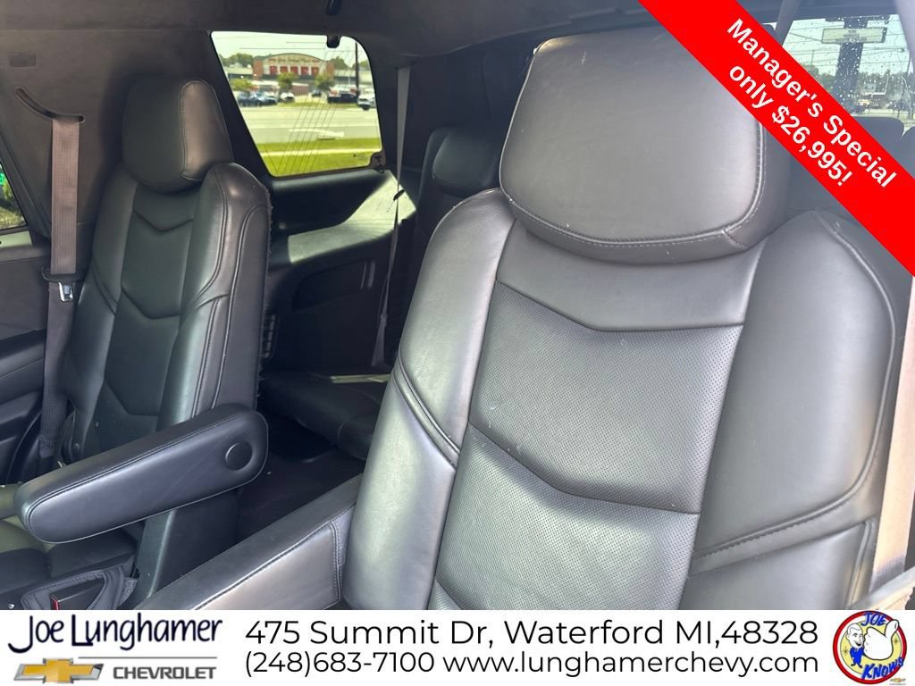 Used 2016 Cadillac Escalade Platinum AWD/4WD image 12