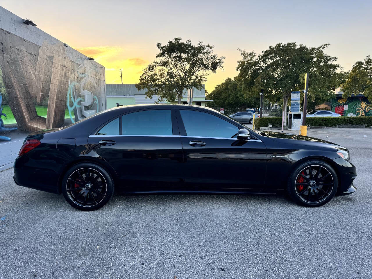 Used 2015 Mercedes-Benz S 63 AMG 4MATIC Sedan image 4