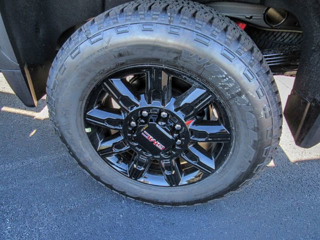 New 2026 GMC Sierra 2500 AT4 w/ AT4 Premium Plus Package image 10
