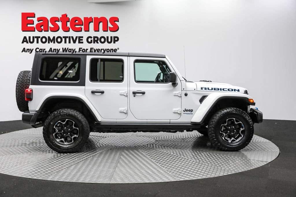 Used 2022 Jeep Wrangler Unlimited Rubicon 4xe w/ Cold Weather Group AWD/4WD image 4