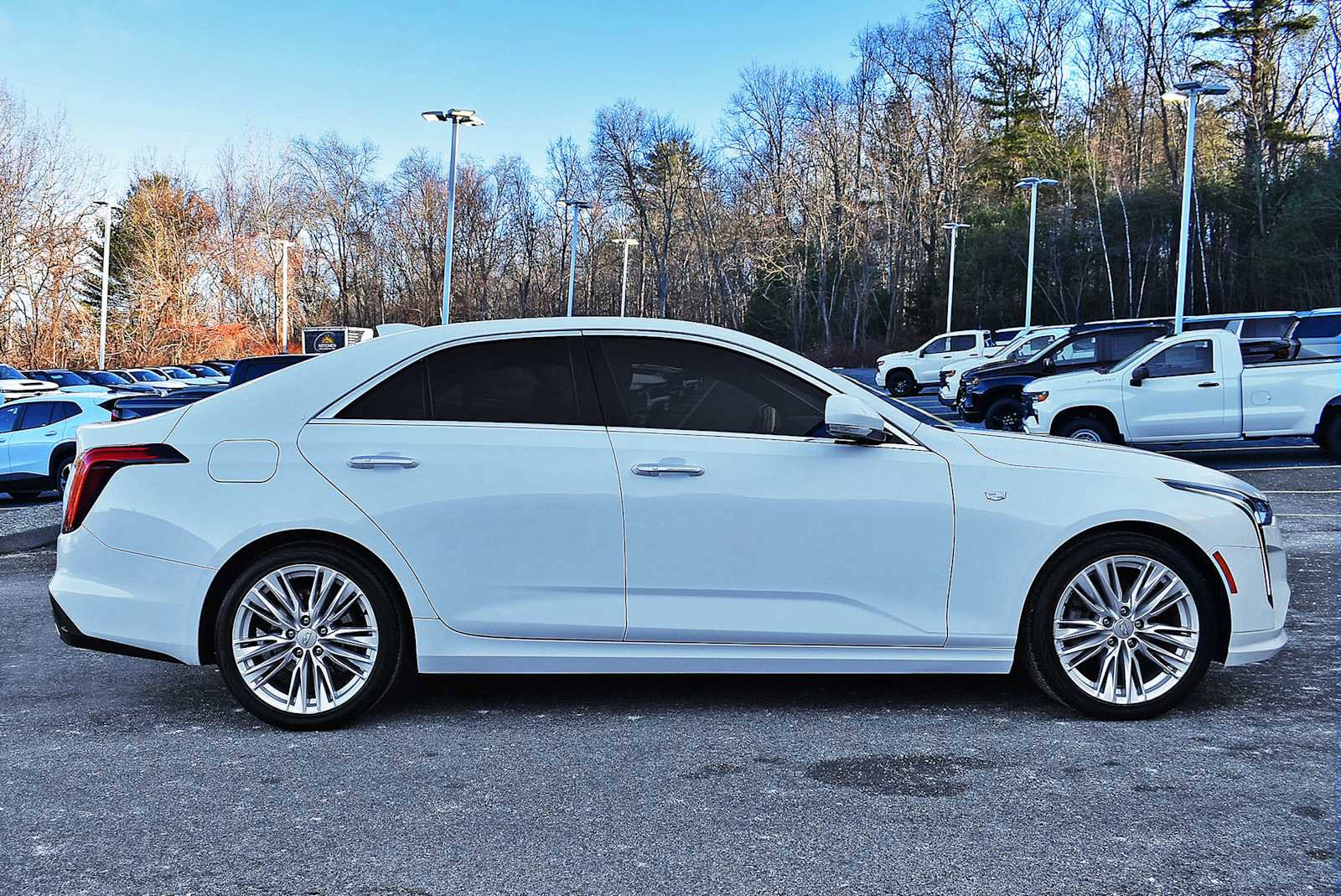 Used 2020 Cadillac CT4 Premium Luxury image 6