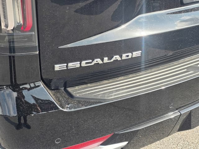 Used 2024 Cadillac Escalade Premium Luxury w/ Performance Package RWD image 11