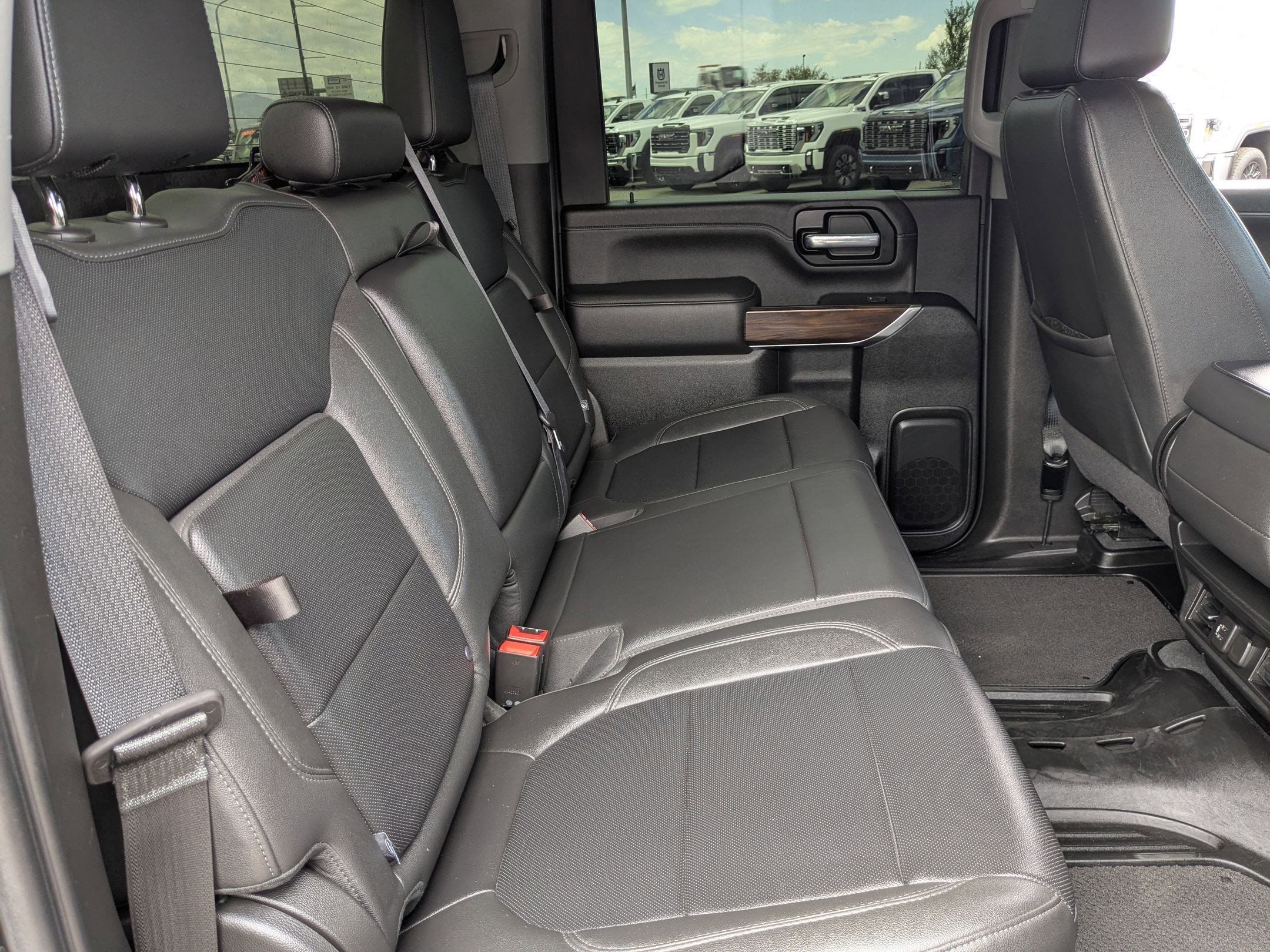 Used 2021 GMC Sierra 3500 SLT w/ Gooseneck/5TH Wheel Package AWD/4WD image 25