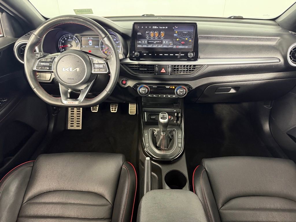 Used 2022 Kia Forte GT FWD image 13