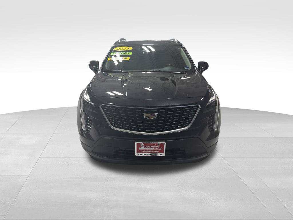 Used 2023 Cadillac XT4 Luxury w/ Cold Weather Package AWD/4WD image 9