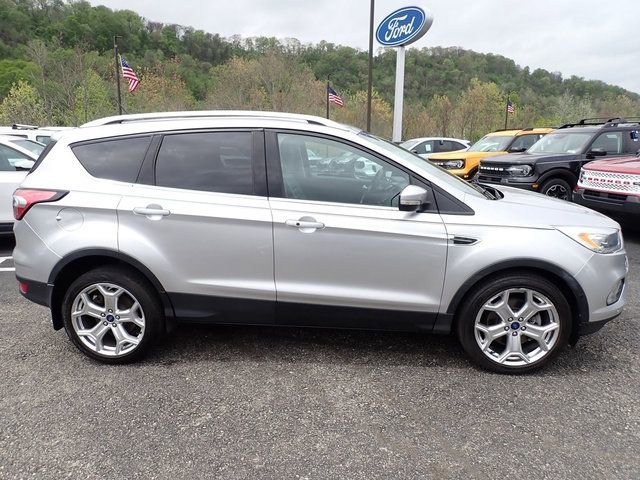 Used 2018 Ford Escape Titanium w/ Ford Safe & Smart Package AWD/4WD image 9
