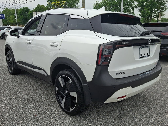 Certified 2025 Nissan Kicks SR AWD/4WD image 5