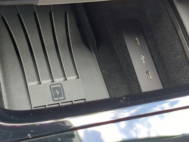 Used 2025 Porsche Cayenne GTS image 24