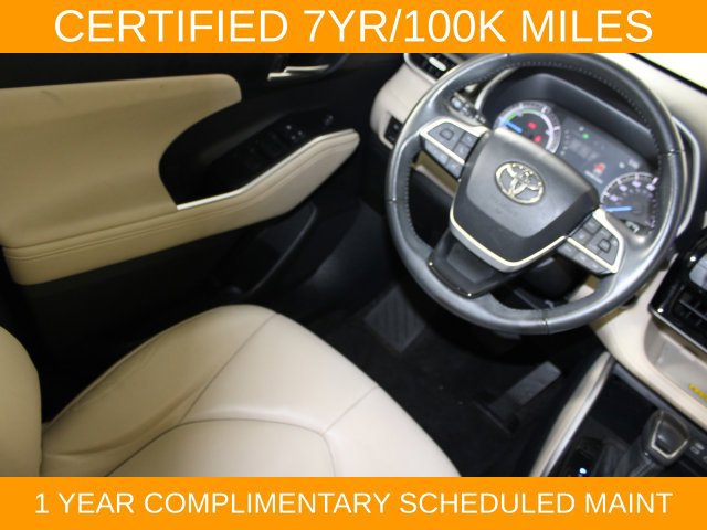 Used 2023 Toyota Highlander XLE FWD image 13