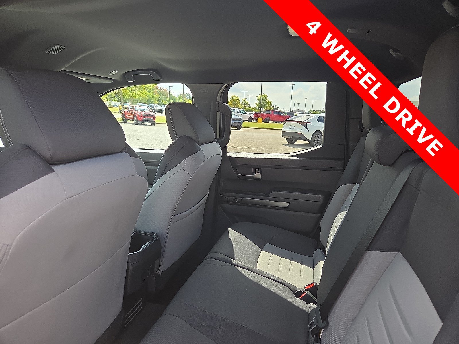 Used 2025 Toyota Tacoma TRD Sport AWD/4WD image 10