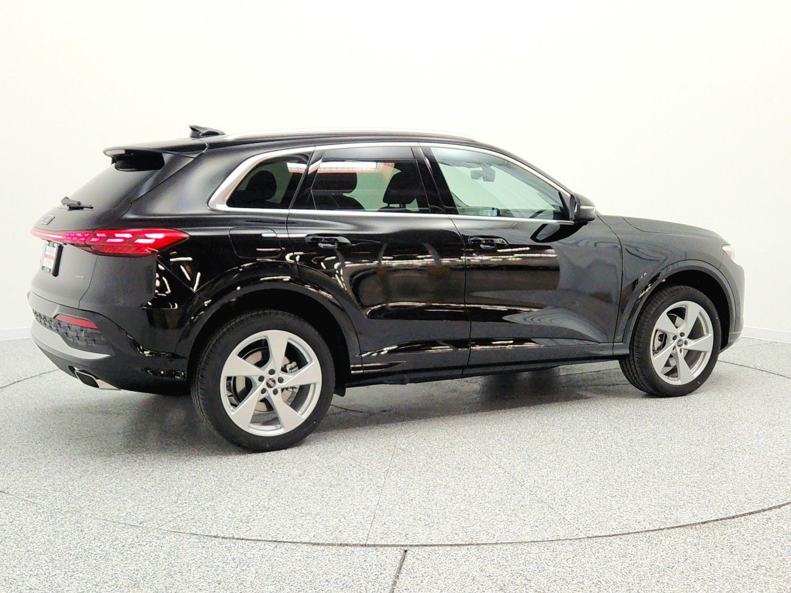 New 2026 Audi Q5 Premium Plus AWD/4WD image 5