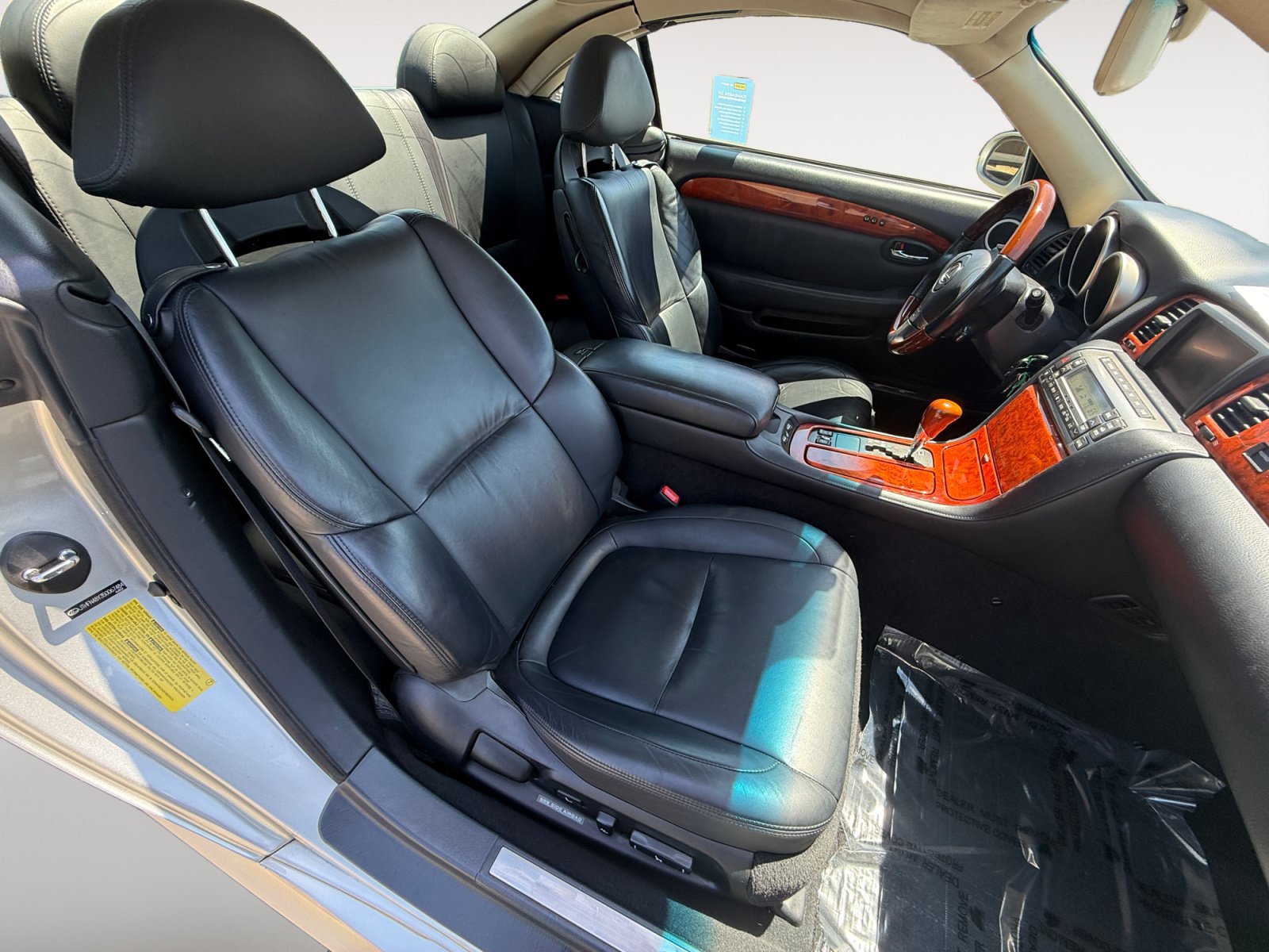 Used 2005 Lexus SC 430 Convertible w/ Preferred Accessory Pkg RWD image 19