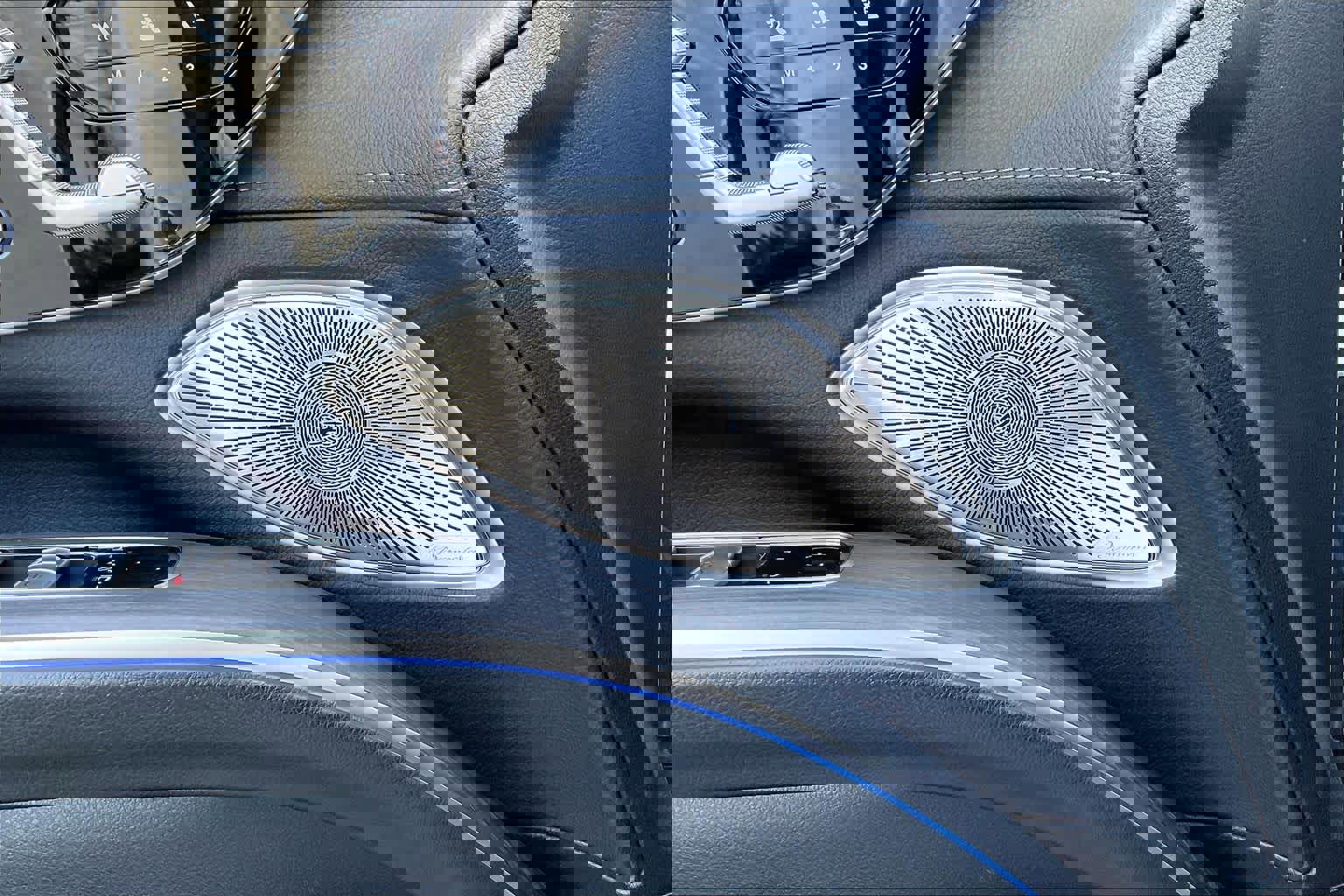 Used 2023 Mercedes-Benz EQS 580 4MATIC SUV image 33