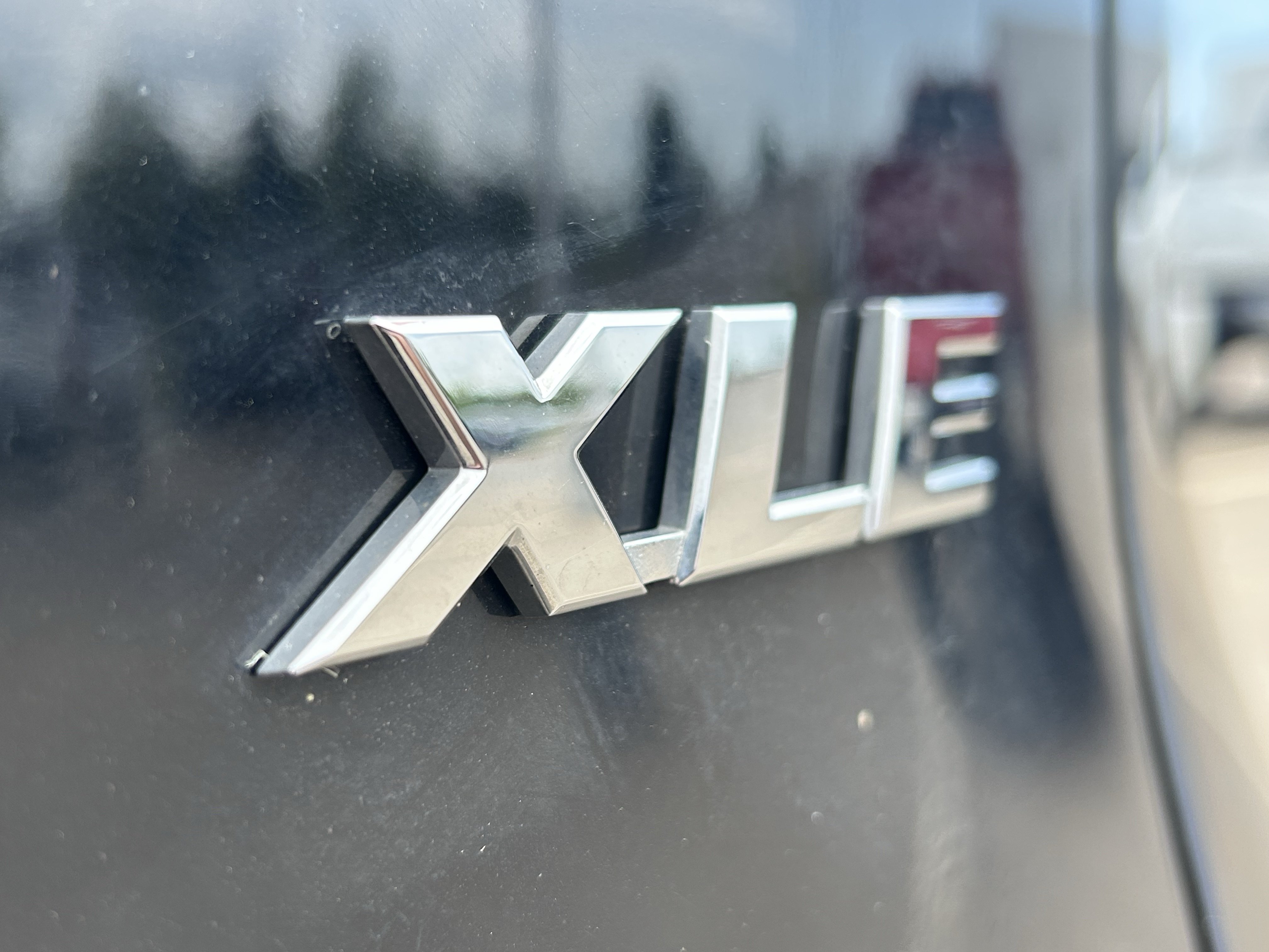 Certified 2025 Toyota RAV4 XLE FWD image 9