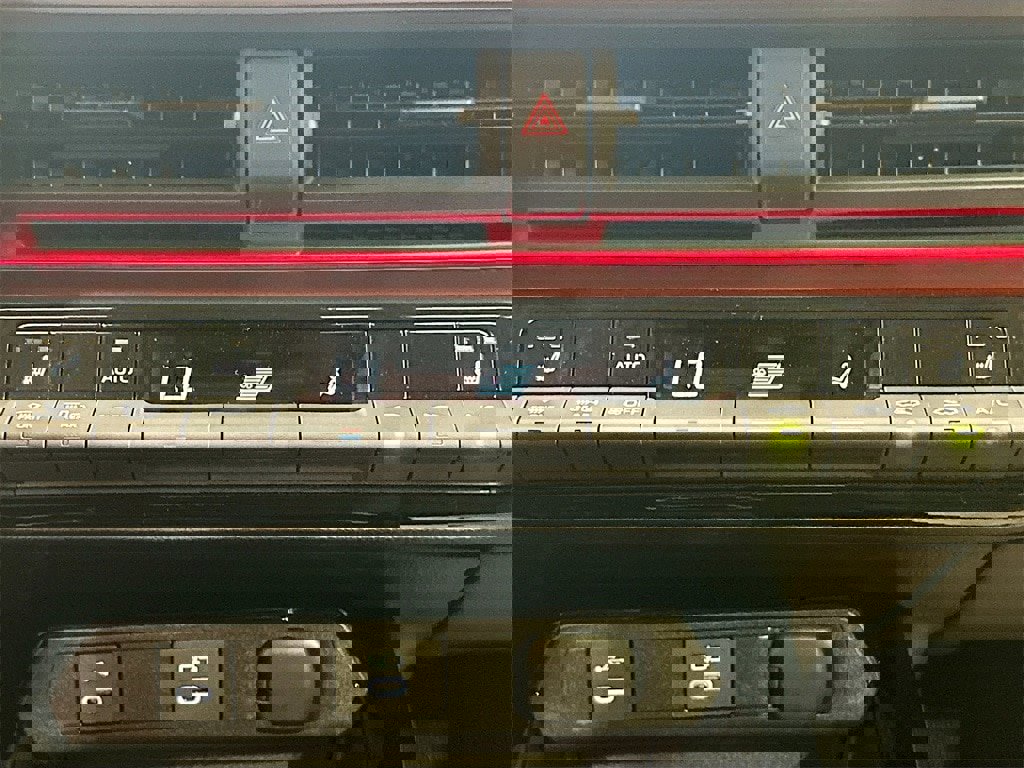 New 2026 Toyota Prius Plug-In Hybrid image 13