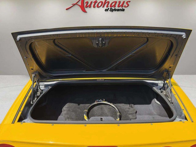 Used 2003 Chevrolet Corvette Convertible w/ Preferred Equipment Group1 RWD image 26