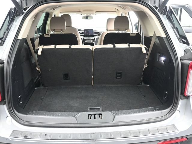 Certified 2023 Ford Explorer Limited w/ Equipment Group 301A RWD image 16