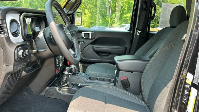 Certified 2025 Jeep Wrangler Unlimited Sport AWD/4WD image 11
