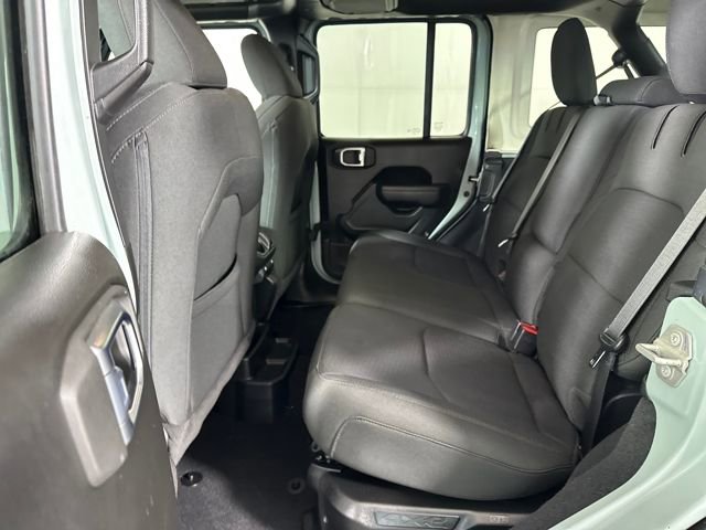Used 2023 Jeep Wrangler Unlimited image 25