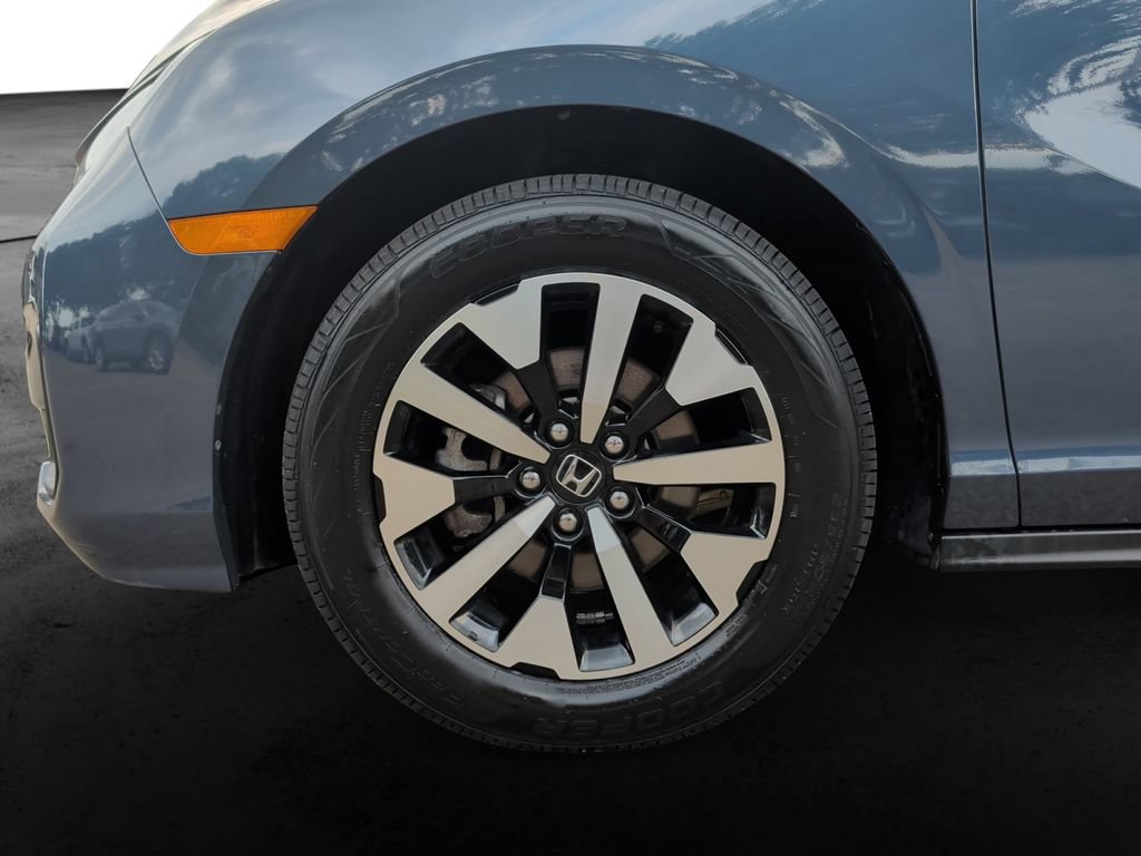 Used 2025 Honda Odyssey EX-L image 9
