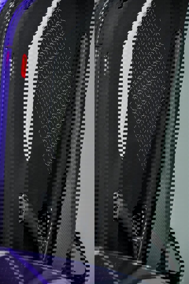 Used 2024 Lamborghini Revuelto image 27