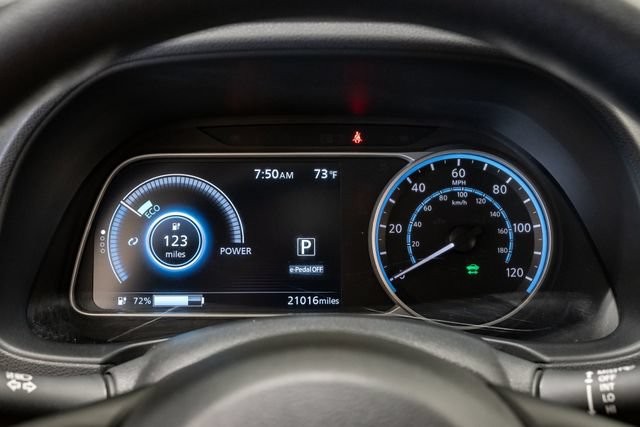 Used 2025 Nissan Leaf S FWD image 14