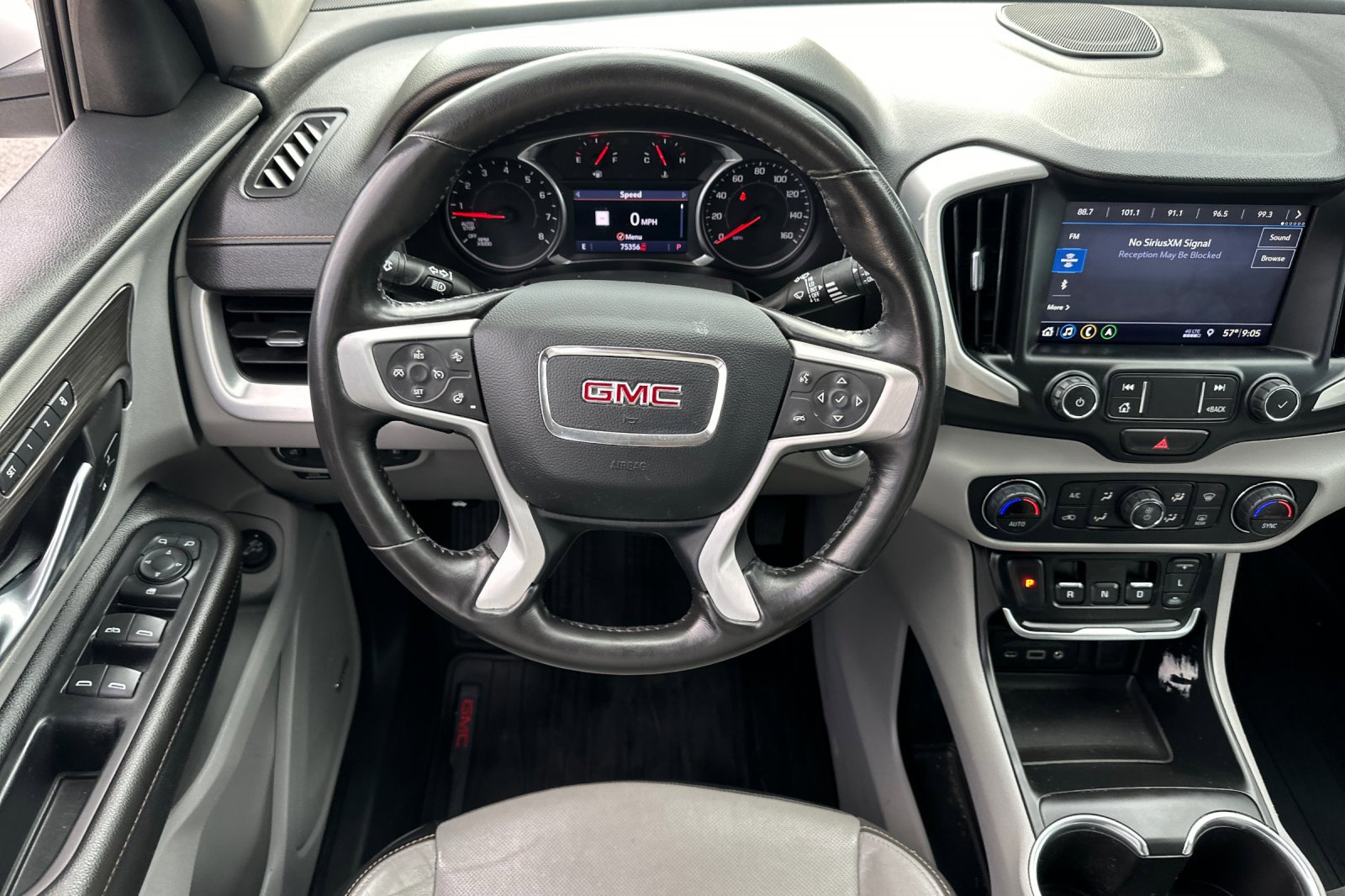 Used 2020 GMC Terrain SLT w/ Preferred Package image 15