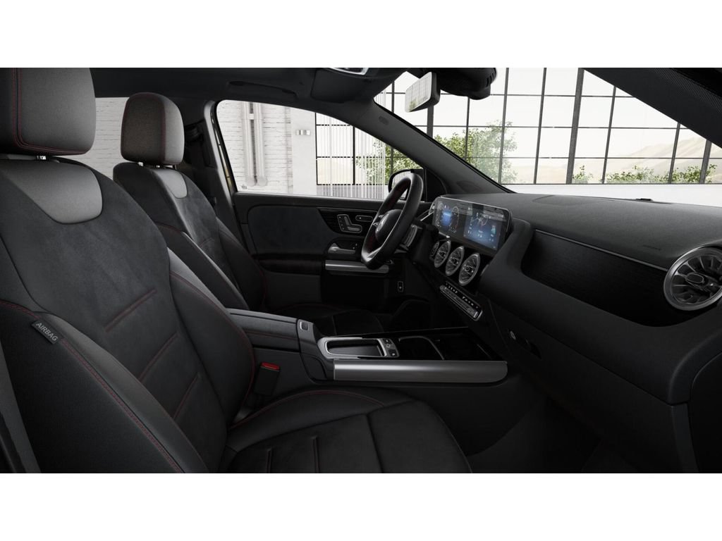 New 2026 Mercedes-Benz GLA 250 4MATIC image 4