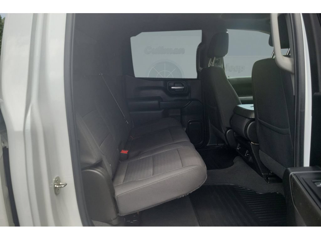 Used 2023 Chevrolet Silverado 1500 Custom AWD/4WD image 16