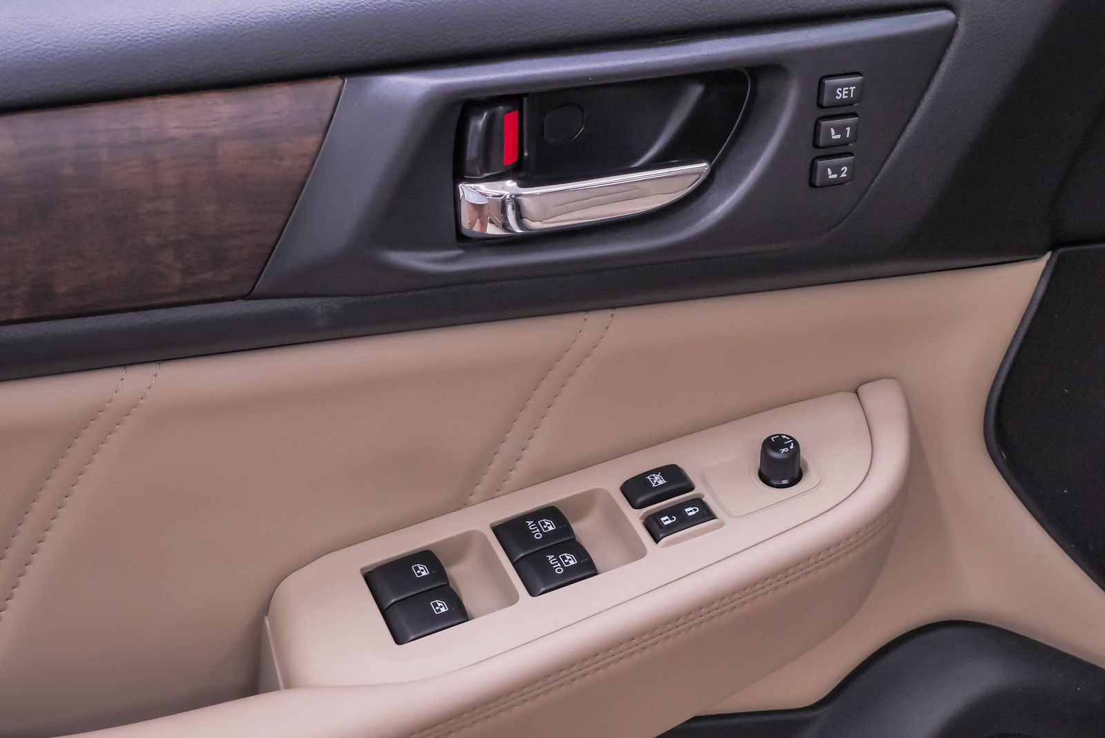 Used 2018 Subaru Outback 3.6R Limited image 25