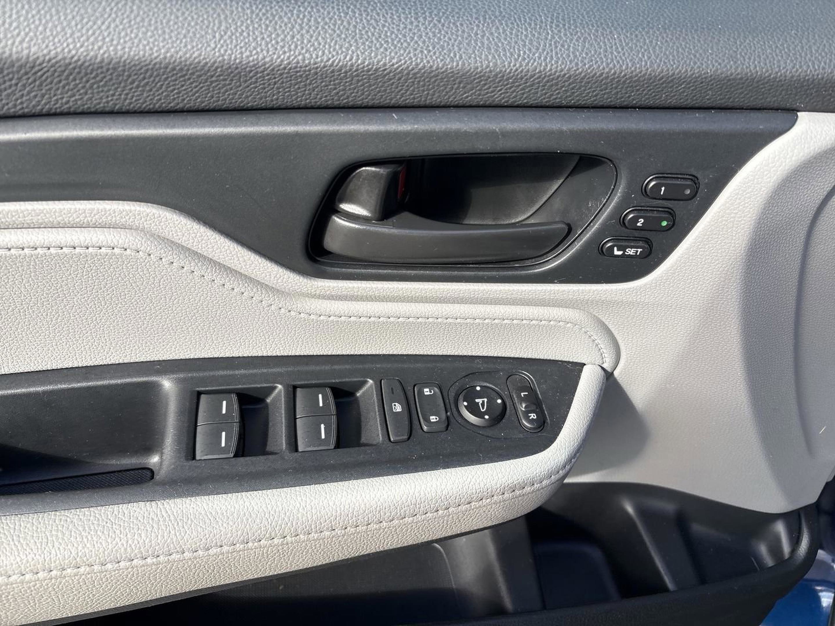 Certified 2024 Honda Odyssey EX-L image 23