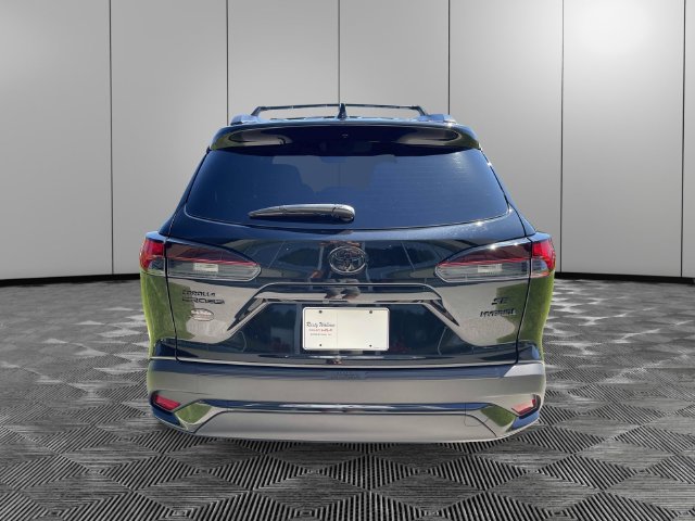 Used 2024 Toyota Corolla Cross AWD Hybrid image 4