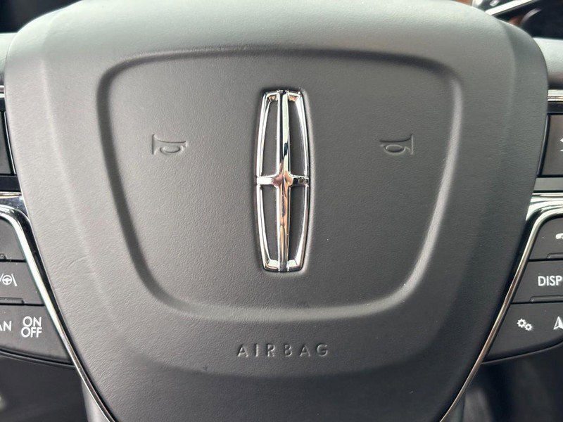 Certified 2023 Lincoln Nautilus Reserve w/ Equipment Group 201A image 19