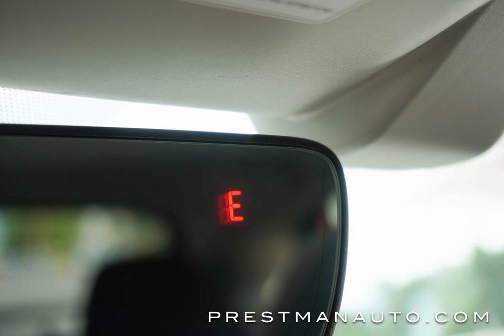 Used 2022 Subaru Crosstrek 2.0i Premium w/ Moonroof Package image 33