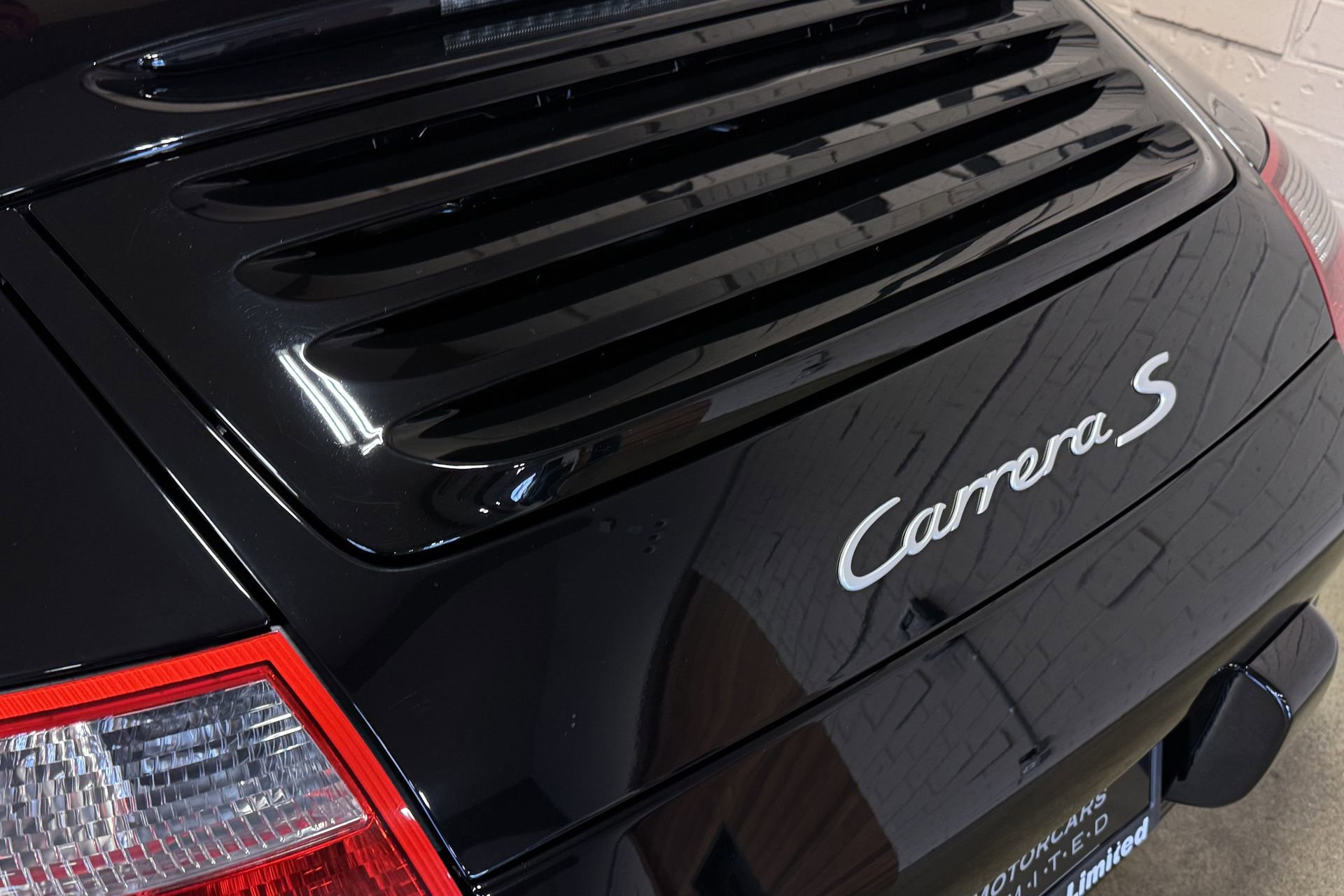 Used 2006 Porsche 911 Carrera S image 25