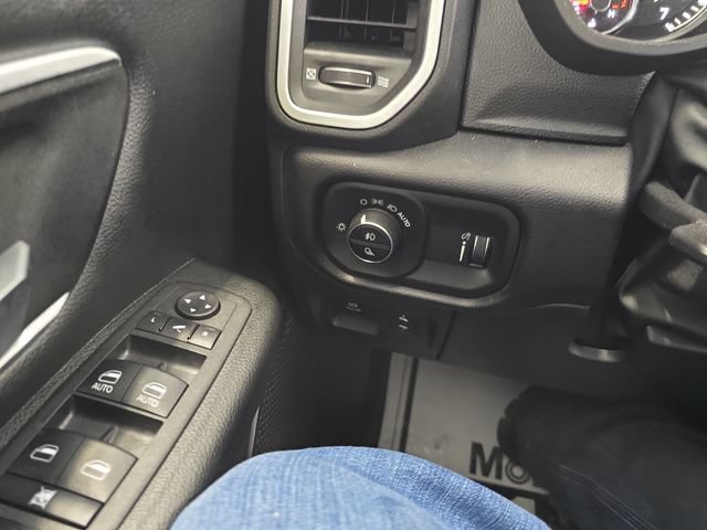 Used 2022 RAM 1500 Big Horn AWD/4WD image 20