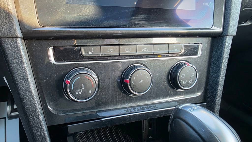 Used 2019 Volkswagen Golf Alltrack SE image 33