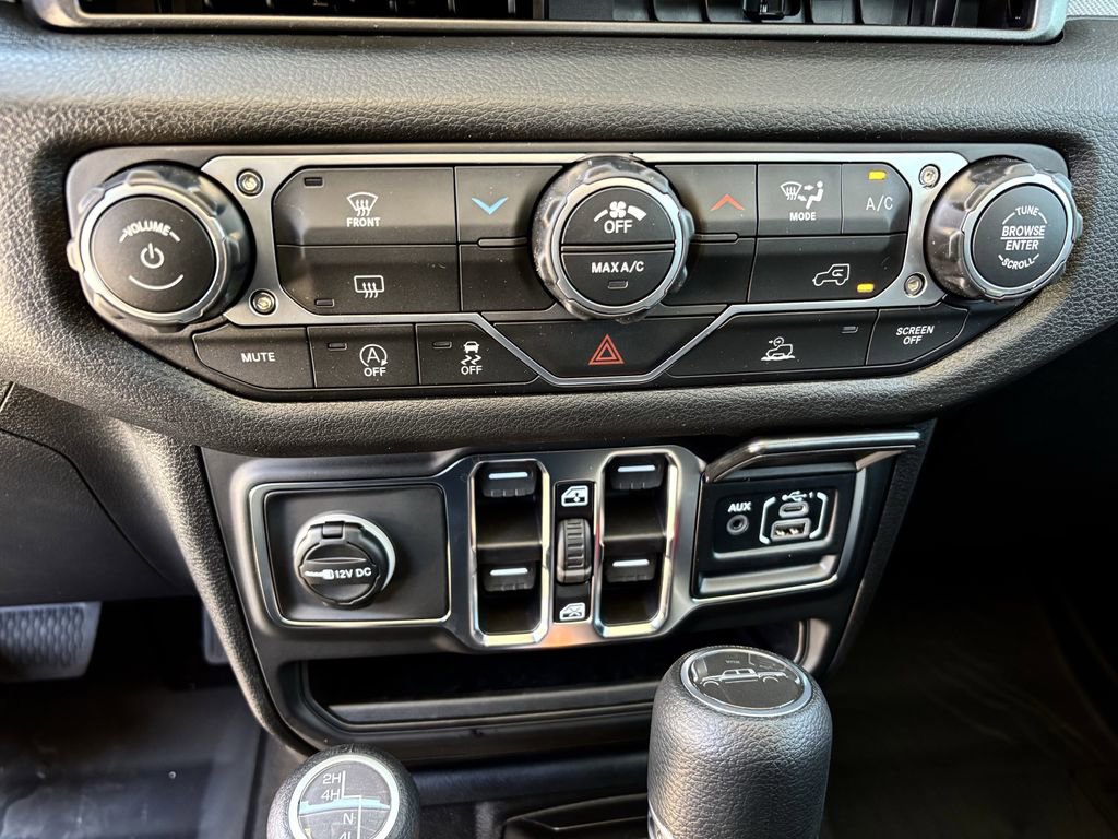 New 2026 Jeep Gladiator Sport AWD/4WD image 17
