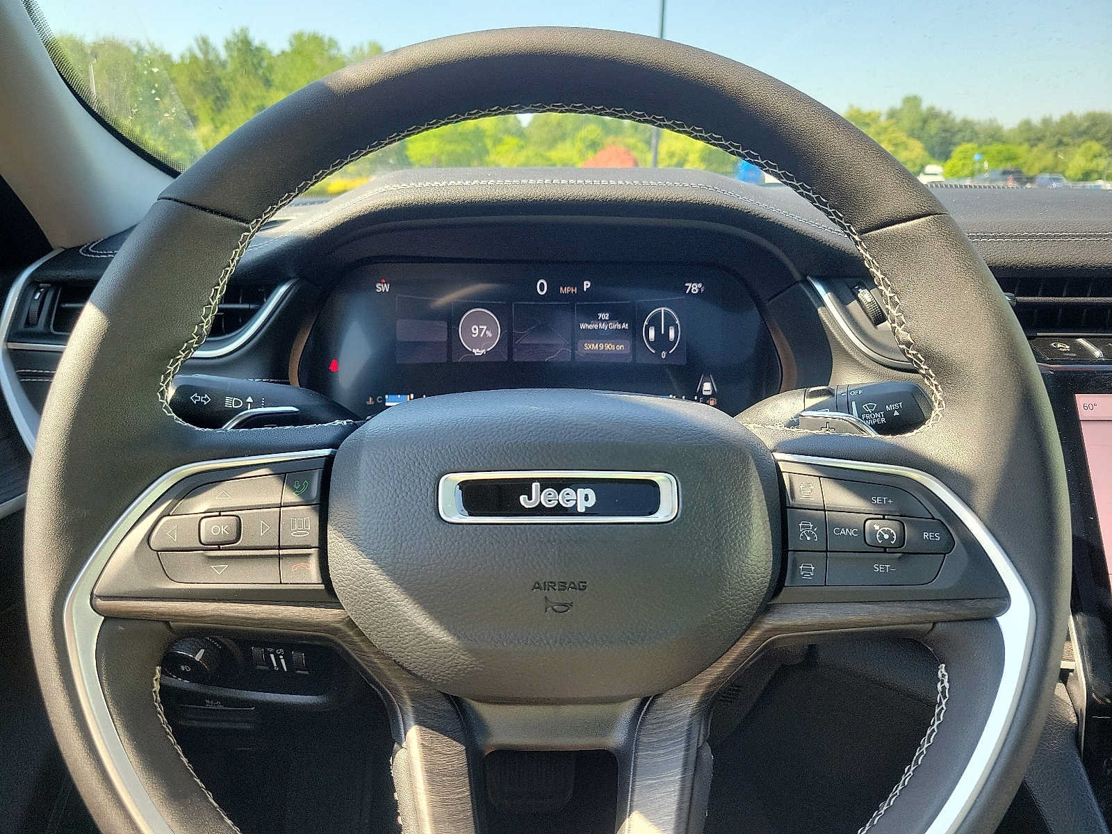 New 2024 Jeep Grand Cherokee L Limited AWD/4WD image 9