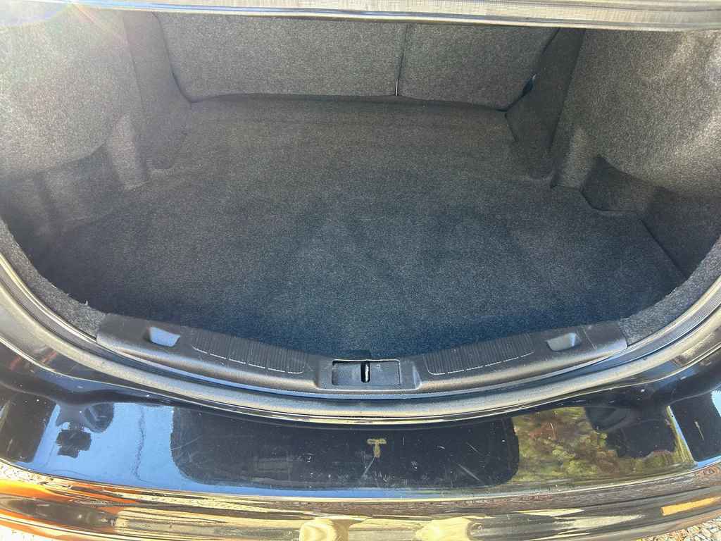 Used 2015 Ford Fusion SE image 16