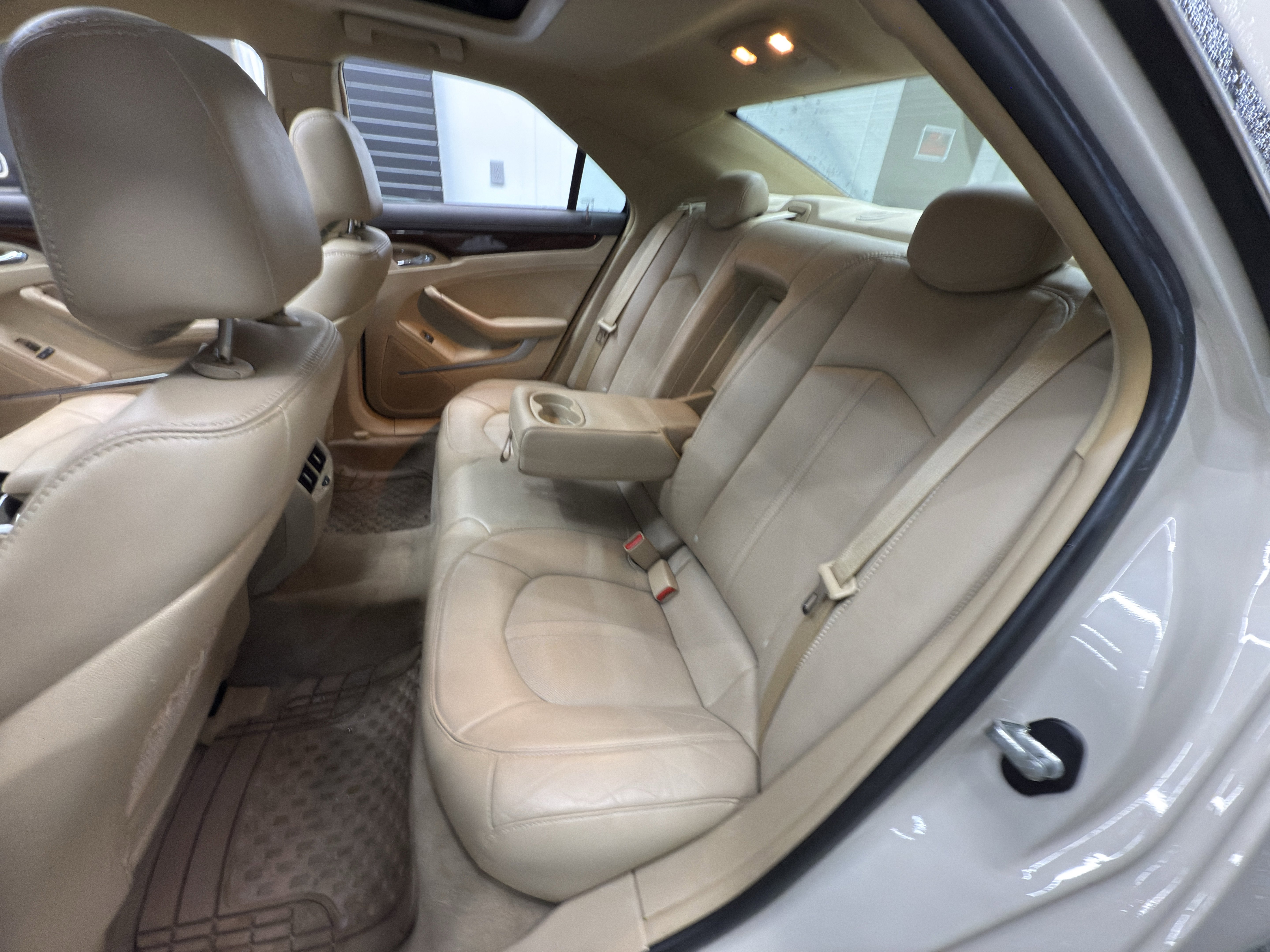 Used 2011 Cadillac CTS Luxury image 23