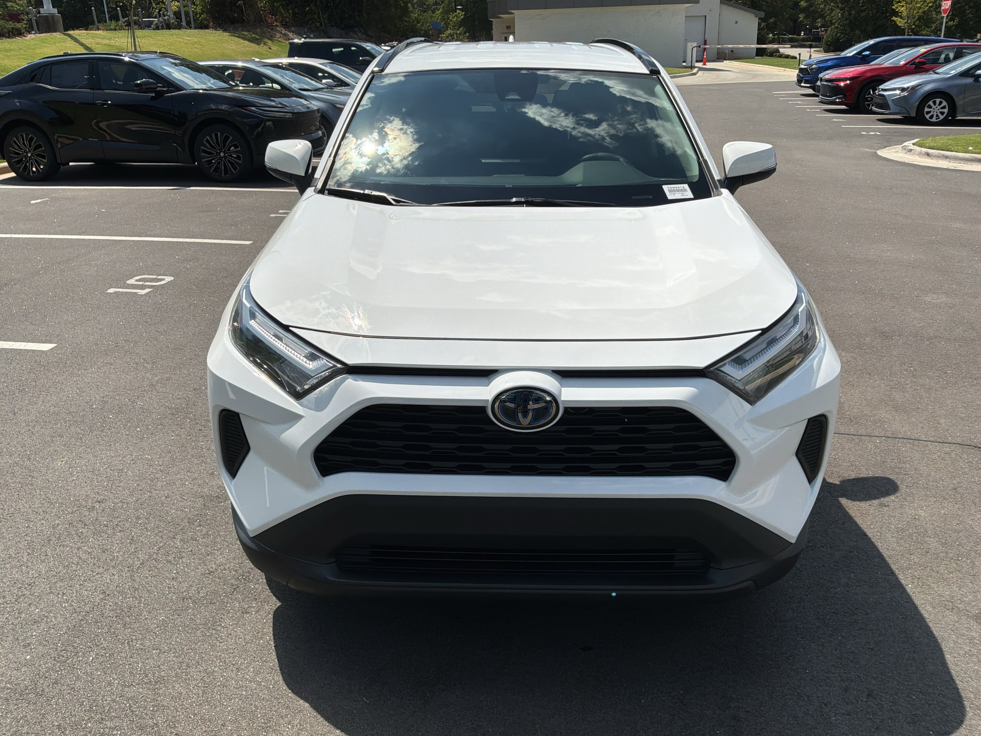 Used 2024 Toyota RAV4 XLE AWD/4WD image 3