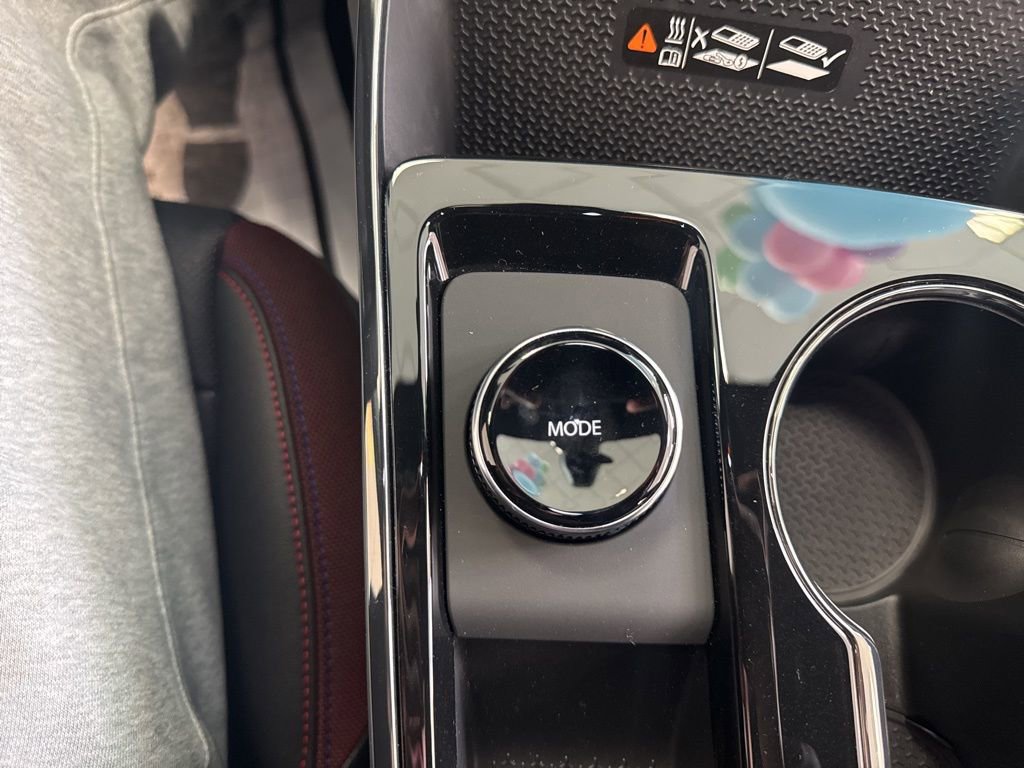 New 2026 Chevrolet Equinox RS w/ Convenience Package III AWD/4WD image 22