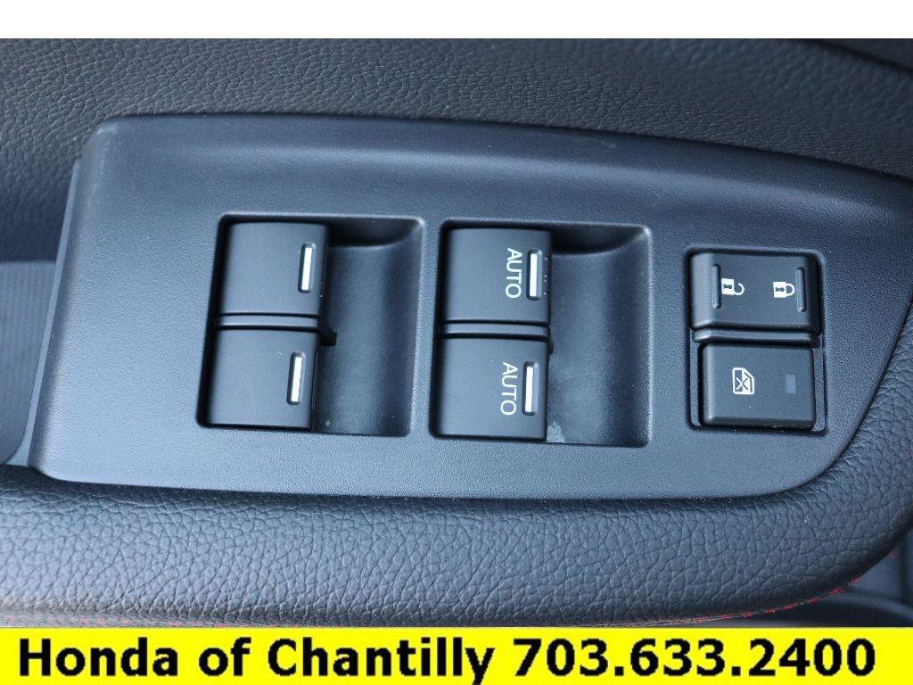 Used 2025 Honda Passport Black Edition image 21