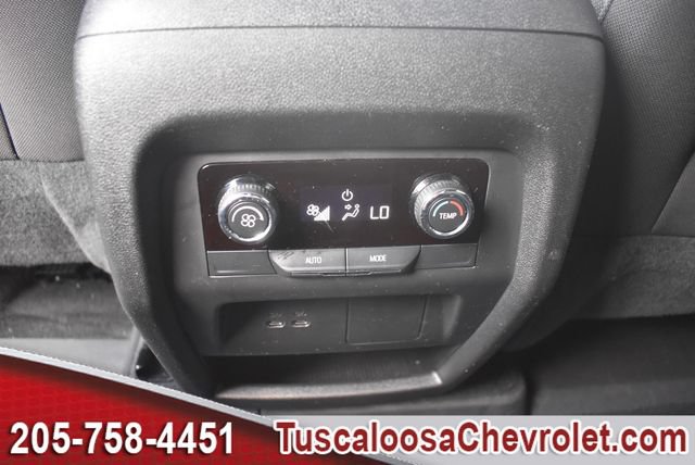 Used 2025 Chevrolet Traverse LT w/ LPO, Floor Liner Package FWD image 27