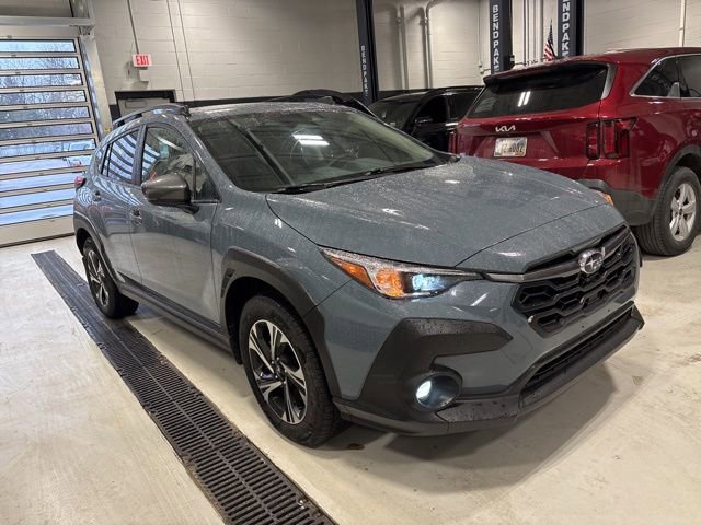 Used 2024 Subaru Crosstrek 2.0i Premium image 3