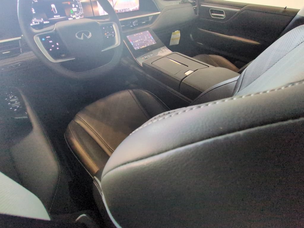 Used 2026 INFINITI QX80 Luxe w/ Cargo Package RWD image 19